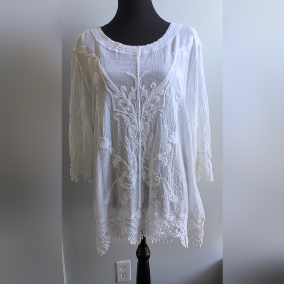 Chico's Tops - Chico's White100% Cotton Tunic with Embroidery and Scalloped Hem Size 2(L/12)